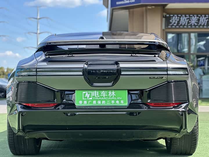 Фото 21 - HiPhi Z