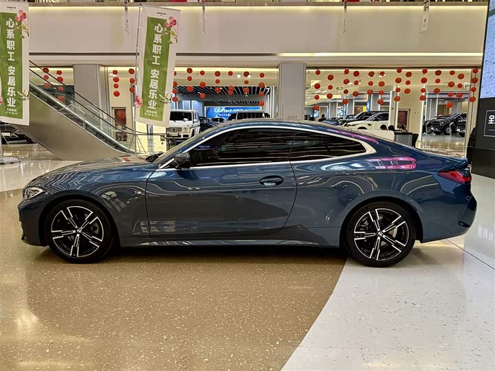 Фото 10 - BMW 4 Series