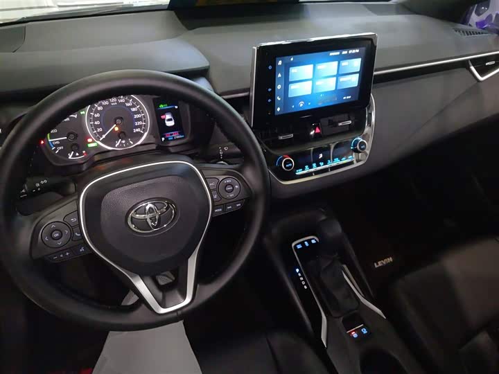 Фото 10 - Toyota Levin