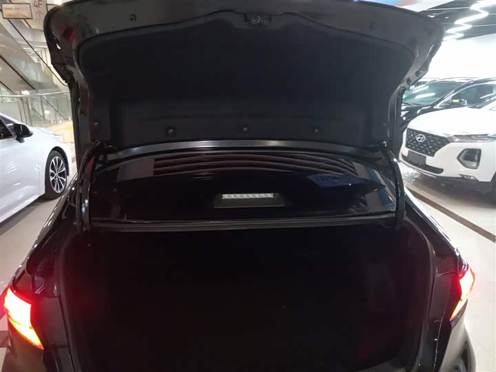 Фото 19 - Toyota Levin