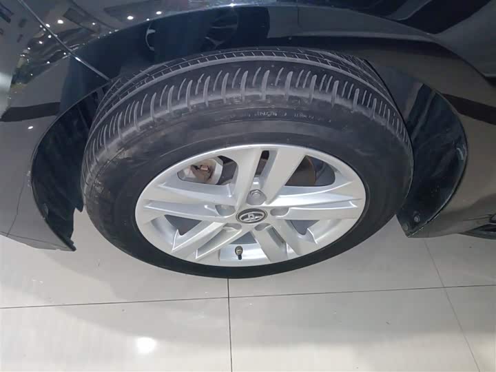 Фото 23 - Toyota Levin