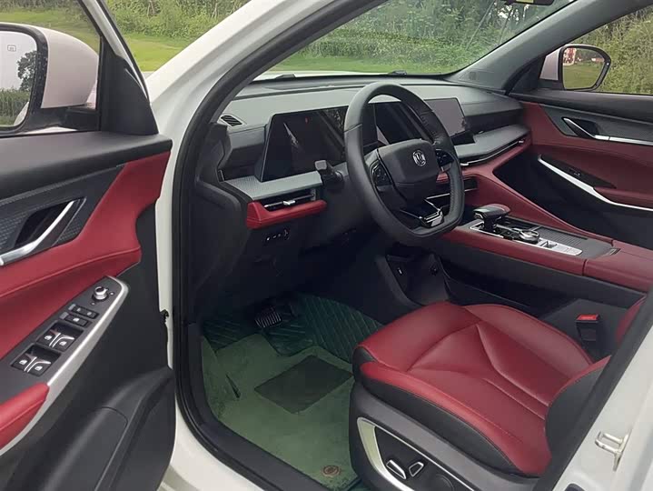 Фото 15 - Changan CS75 Plus