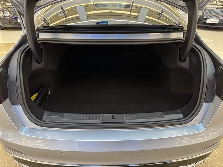 Фото 24 - Lincoln Z (Zephyr)