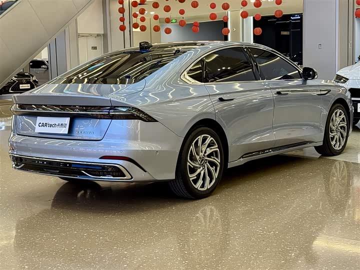 Фото 7 - Lincoln Z (Zephyr)