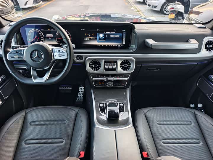 Фото 11 - Mercedes-Benz G-Class