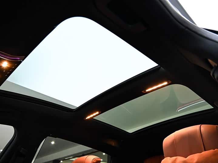 Фото 32 - Mercedes-Benz Maybach S-Class