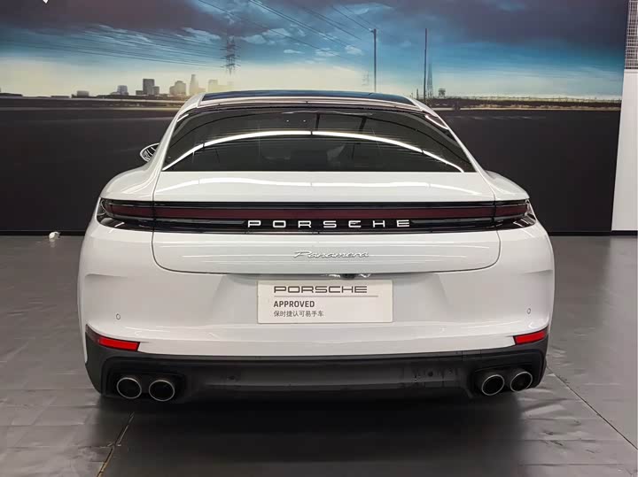 Фото 4 - Porsche Panamera