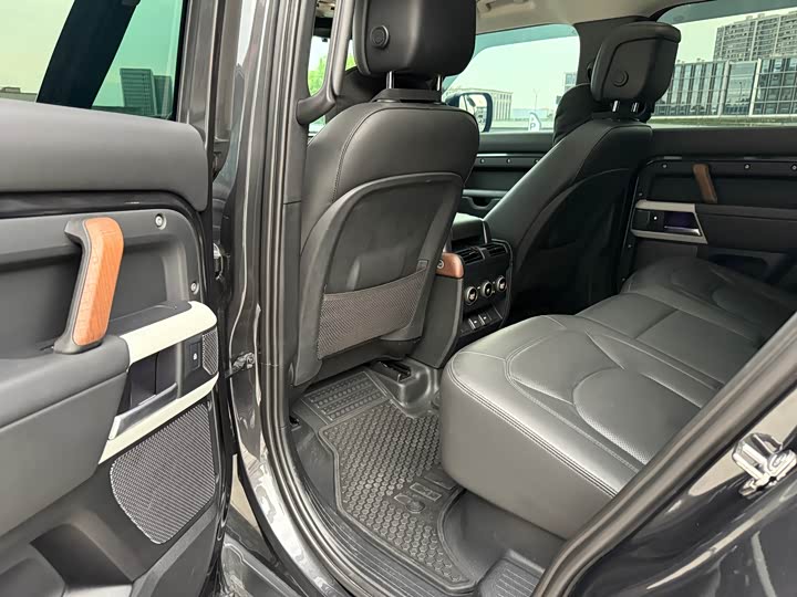 Фото 5 - Land Rover Defender