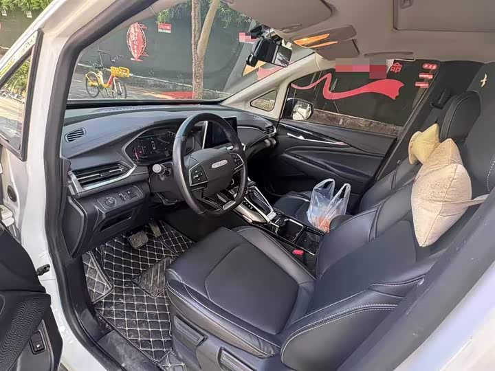 Фото 2 - Maxus G50