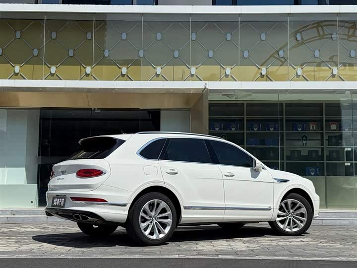 Фото 3 - Bentley Bentayga