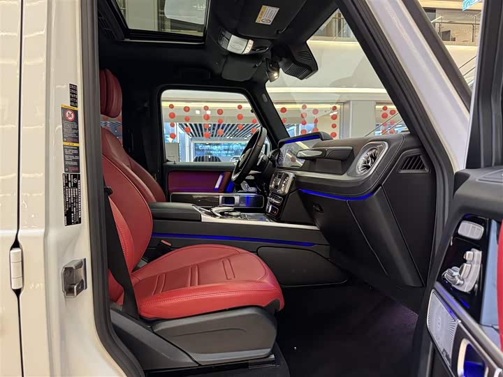 Фото 16 - Mercedes-Benz G-Class