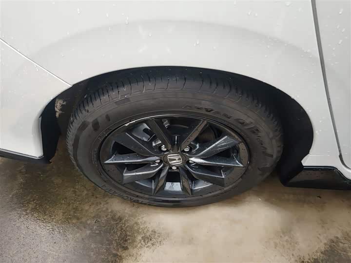 Фото 30 - Honda Civic