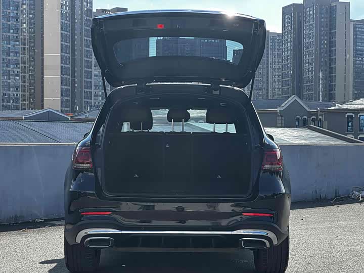 Фото 11 - Mercedes-Benz GLC-Class