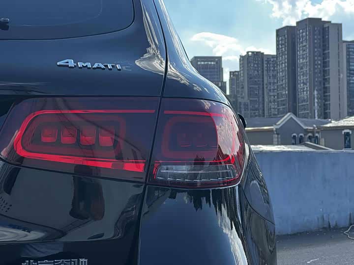 Фото 13 - Mercedes-Benz GLC-Class