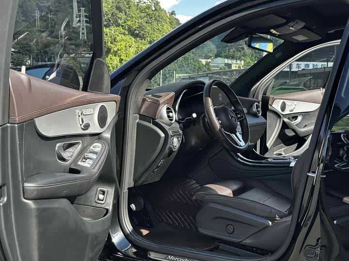 Фото 5 - Mercedes-Benz GLC-Class