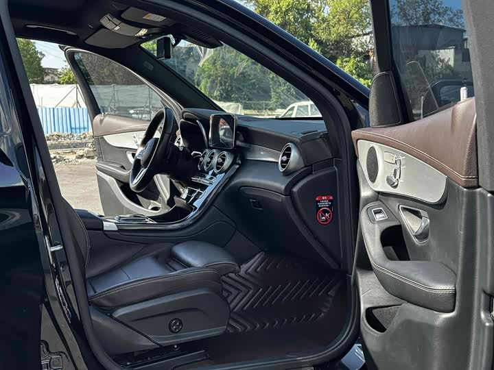 Фото 8 - Mercedes-Benz GLC-Class