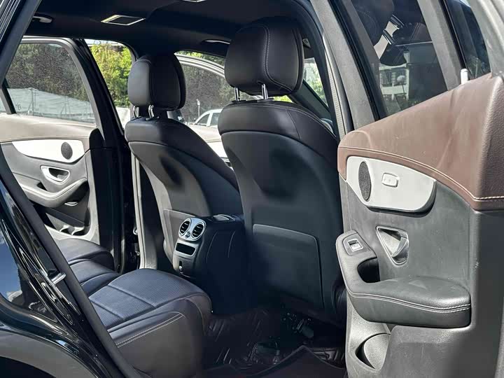 Фото 9 - Mercedes-Benz GLC-Class