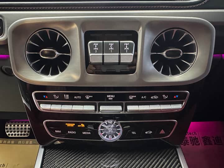 Фото 16 - Mercedes-Benz G-Class AMG