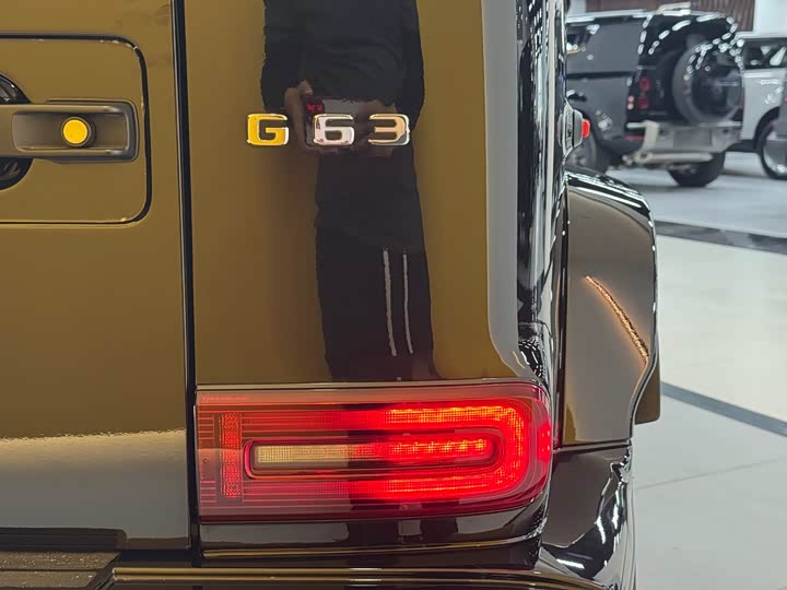 Фото 30 - Mercedes-Benz G-Class AMG