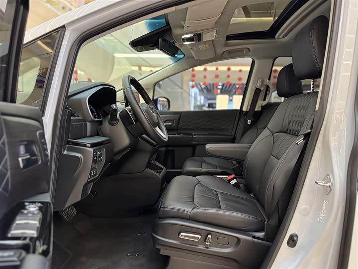 Фото 17 - Honda Elysion