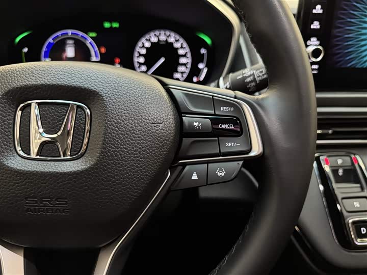 Фото 22 - Honda Elysion