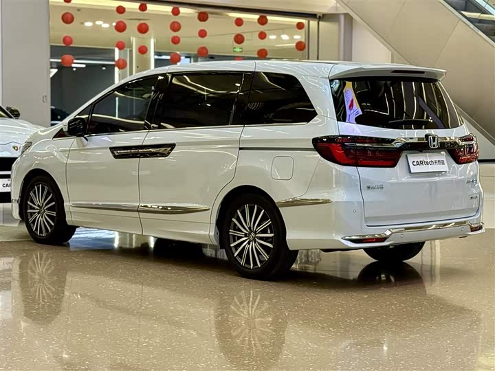 Фото 5 - Honda Elysion