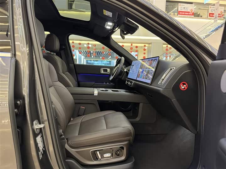 Фото 17 - LiXiang L9