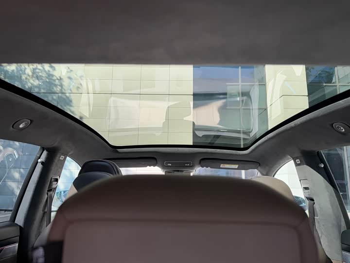 Фото 17 - Luxeed R7