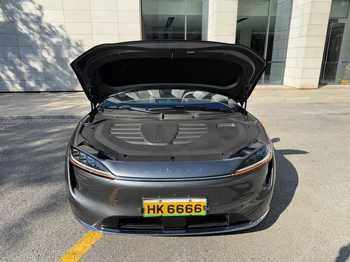 Фото 18 - Luxeed R7