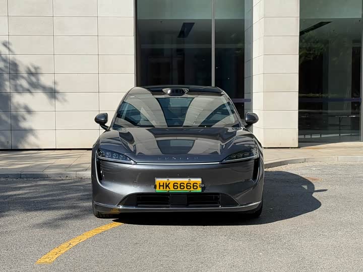 Фото 2 - Luxeed R7