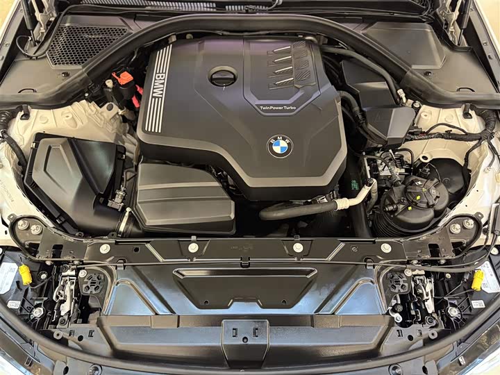 Фото 12 - BMW 3 Series