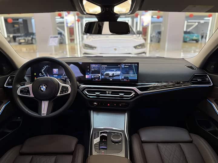 Фото 13 - BMW 3 Series