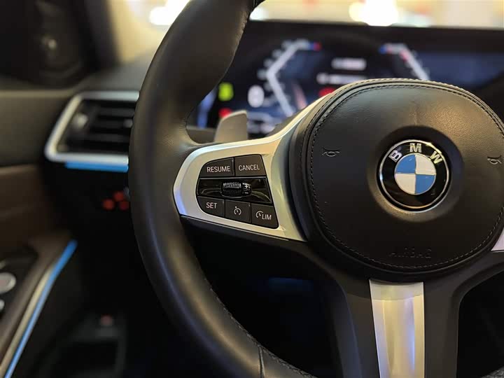 Фото 24 - BMW 3 Series