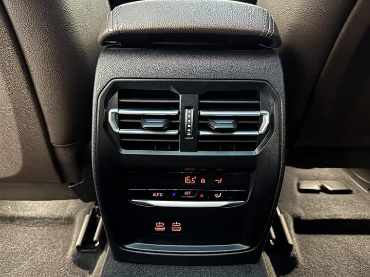 Фото 26 - BMW 3 Series