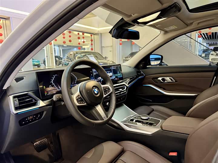 Фото 29 - BMW 3 Series