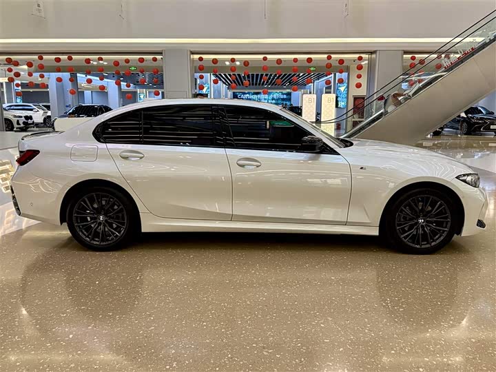 Фото 4 - BMW 3 Series