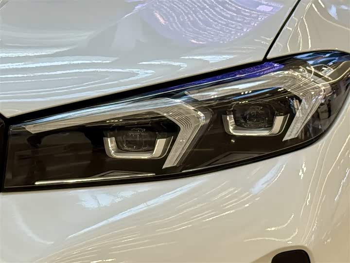 Фото 9 - BMW 3 Series