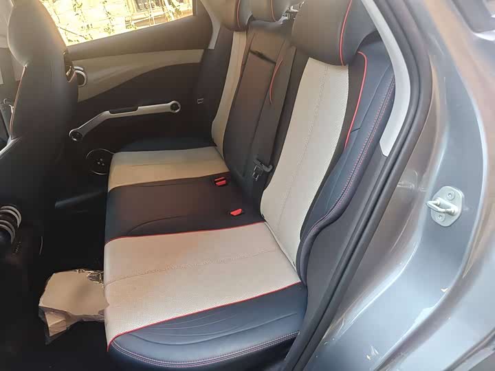 Фото 10 - BYD Yuan Plus