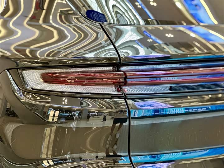 Фото 10 - Porsche Cayenne