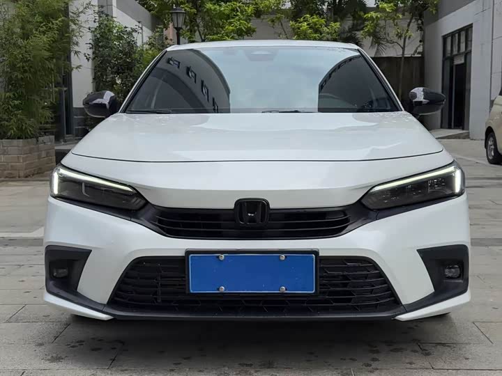 Фото 2 - Honda Civic