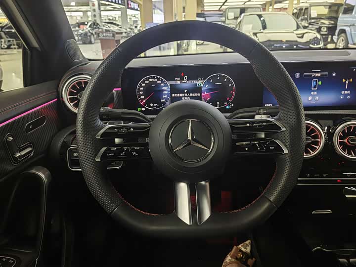 Фото 3 - Mercedes-Benz A-Class