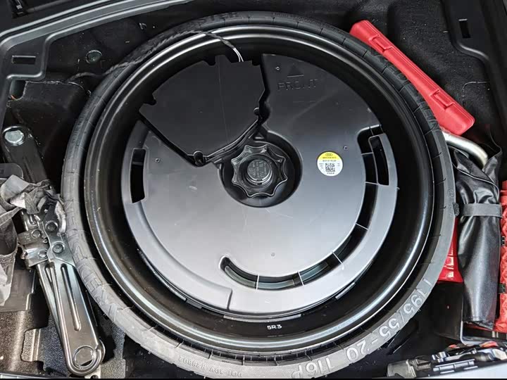 Фото 14 - Audi A6