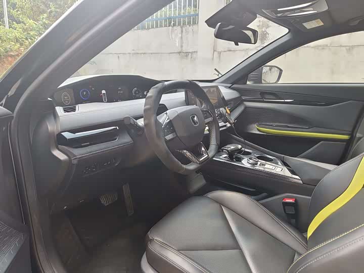 Фото 5 - Changan UNI-V