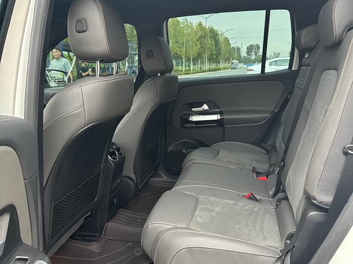 Фото 5 - Mercedes-Benz EQB