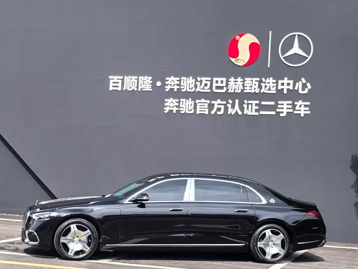 Фото 2 - Mercedes-Benz Maybach S-Class