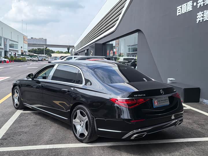 Фото 6 - Mercedes-Benz Maybach S-Class