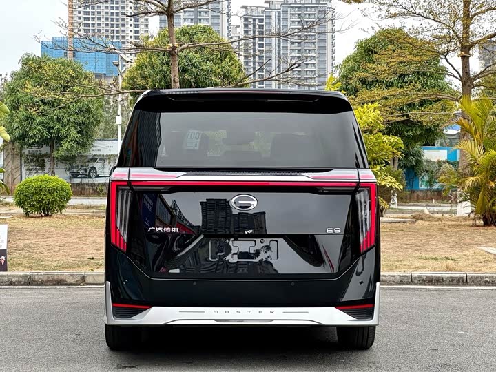 Фото 5 - GAC Trumpchi E9