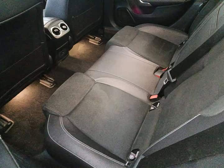 Фото 17 - Mercedes-Benz A-Class