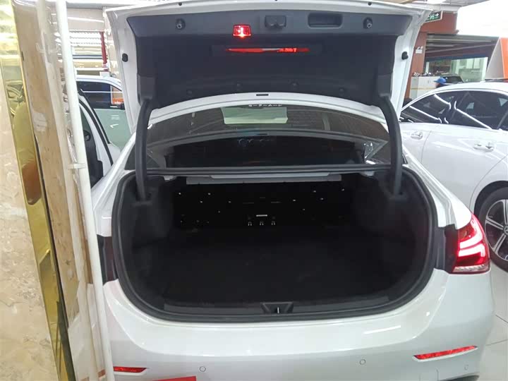 Фото 19 - Mercedes-Benz A-Class