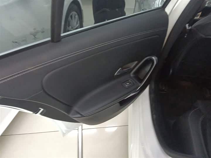 Фото 29 - Mercedes-Benz A-Class